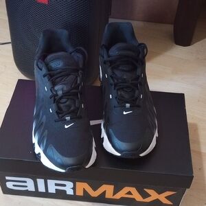Nike Air Max Dn8
